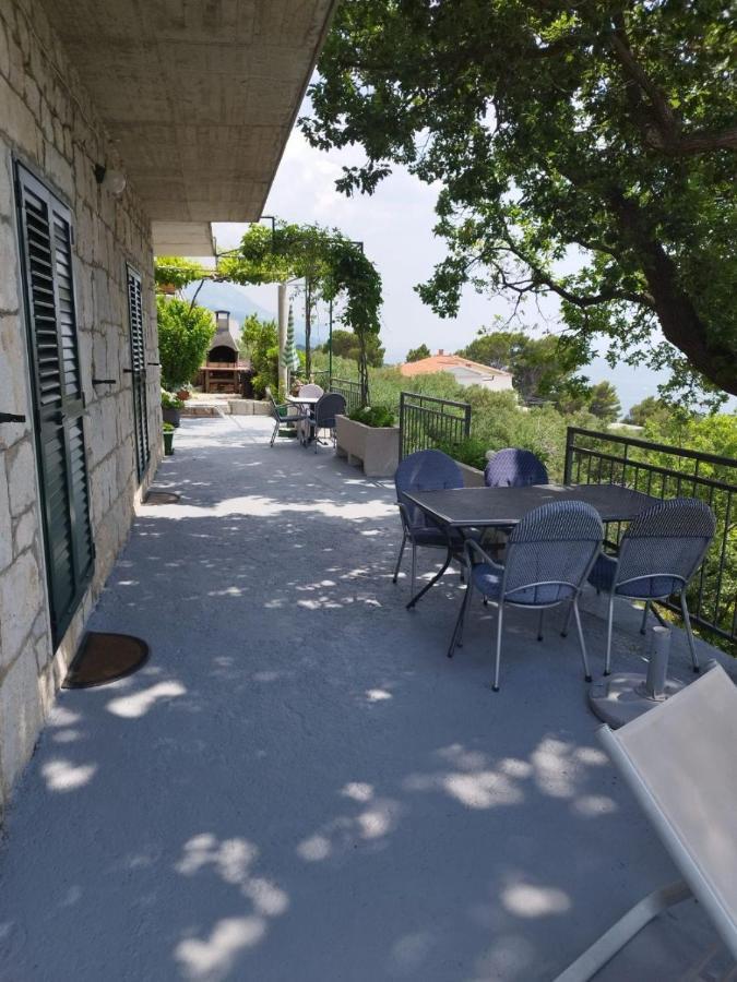 Apartments Mare - 150 M From Beach بريلا المظهر الخارجي الصورة
